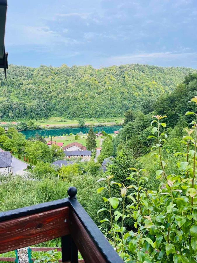 Azra River View House Bihać